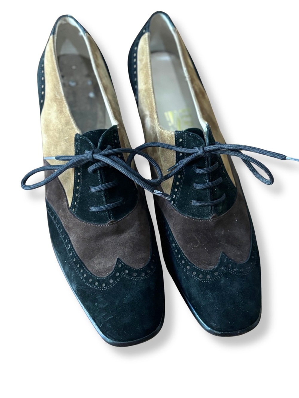 Vintage Ferragamo 3-tone Oxford Brogue Heels 9.5C Suede Made Italy Academia
